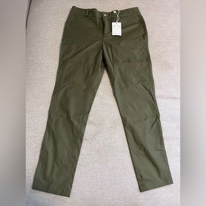 NWT Kirrin Finch Windsor Olive Green Chinos